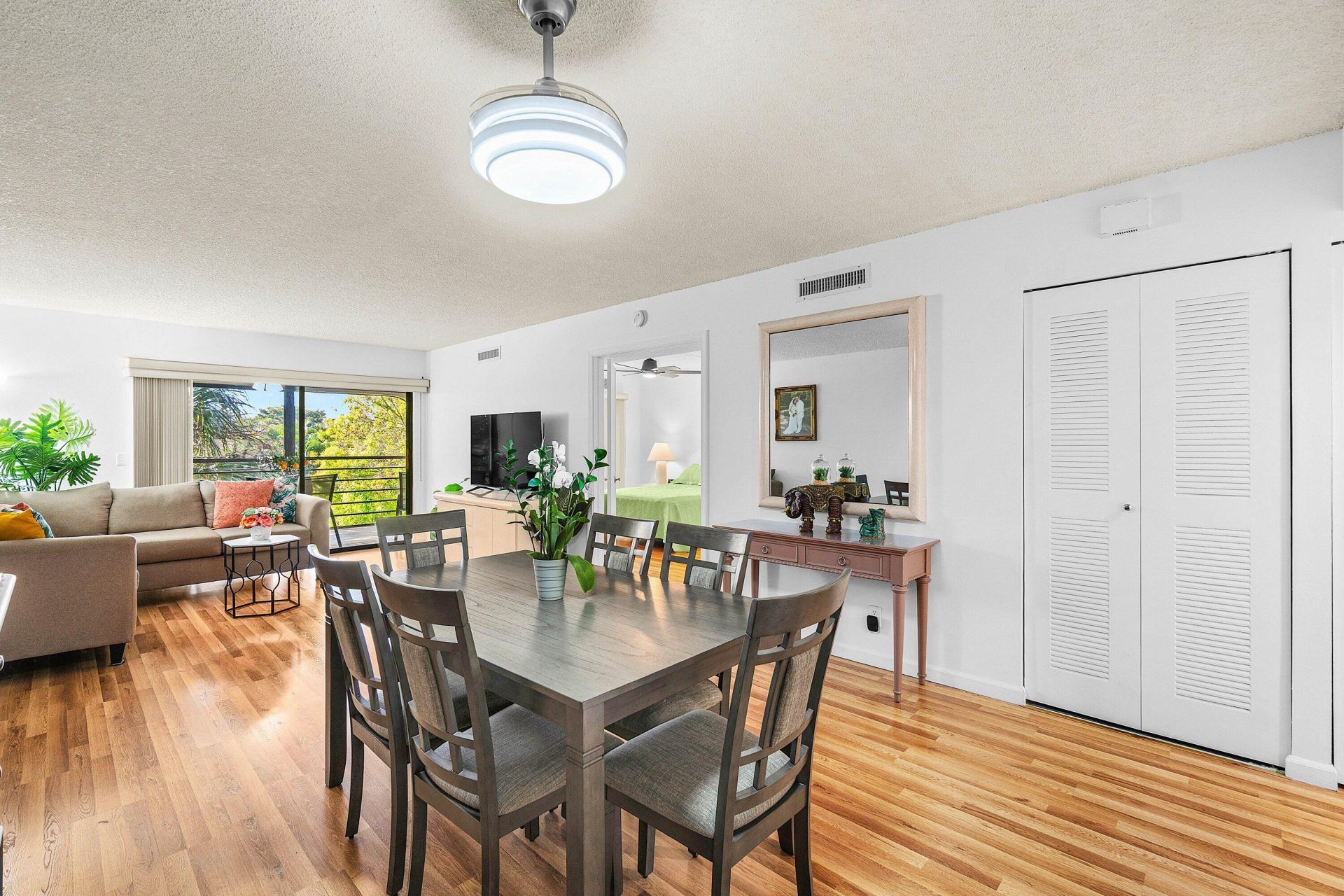 10110 Cedar Point Boulevard, Unit 305, Boynton Beach, FL 33437 Photo