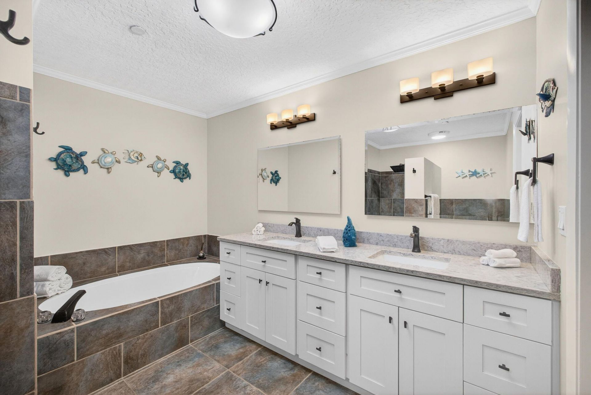 911 Oak Harbour Drive, Juno Beach, FL 33408 Photo