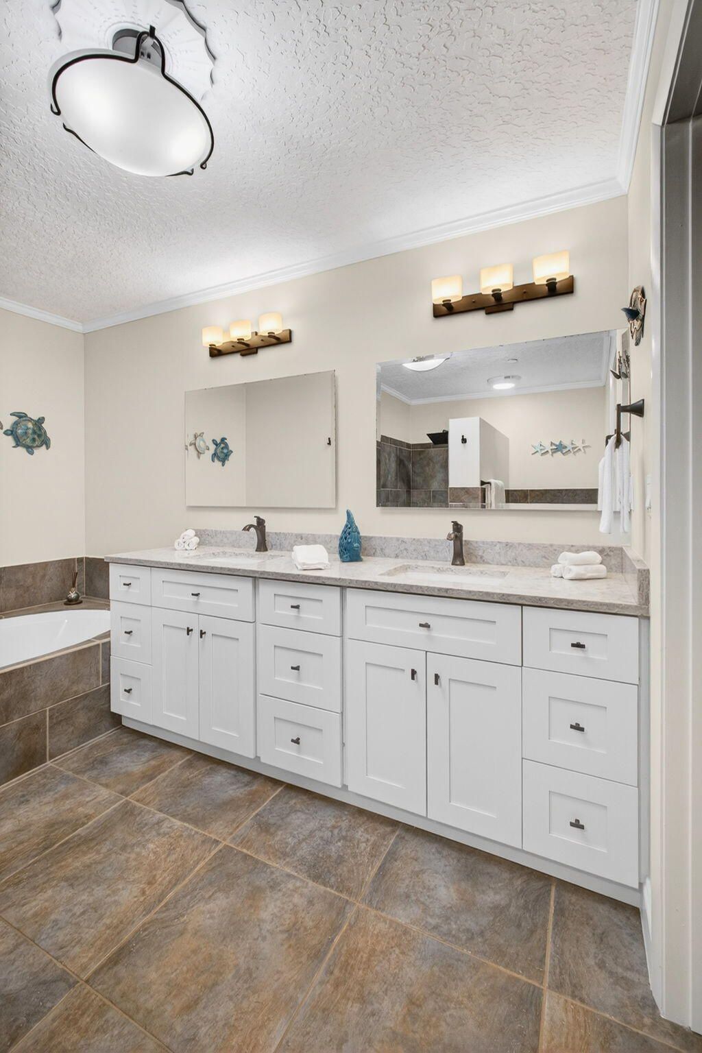 911 Oak Harbour Drive, Juno Beach, FL 33408 Photo