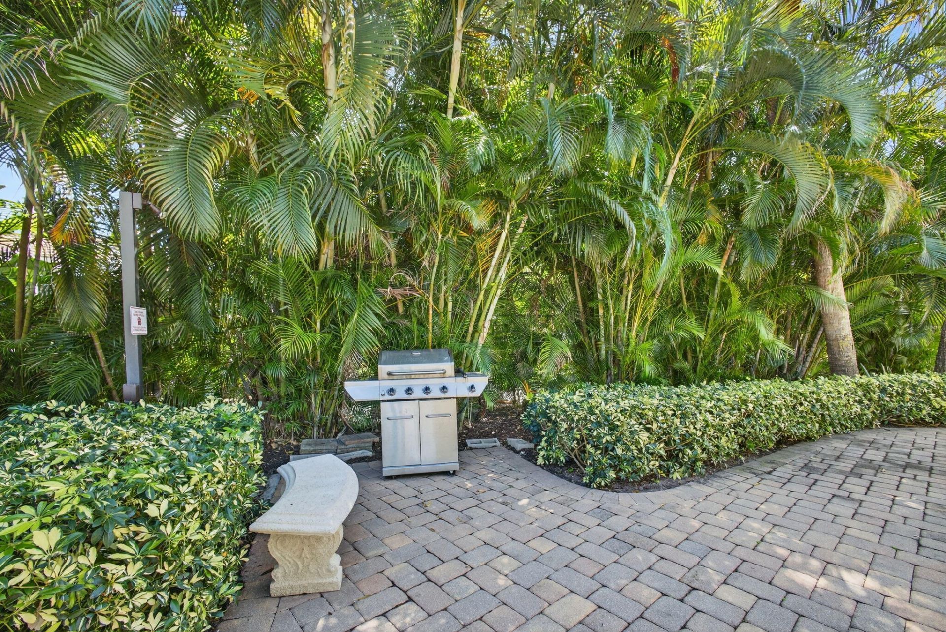 911 Oak Harbour Drive, Juno Beach, FL 33408 Photo