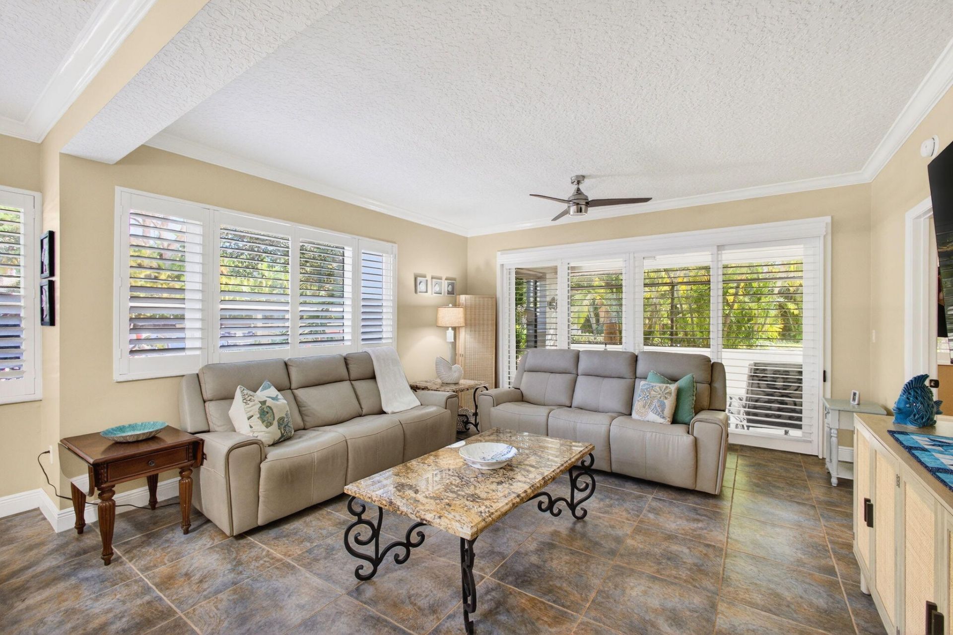 911 Oak Harbour Drive, Juno Beach, FL 33408 Photo