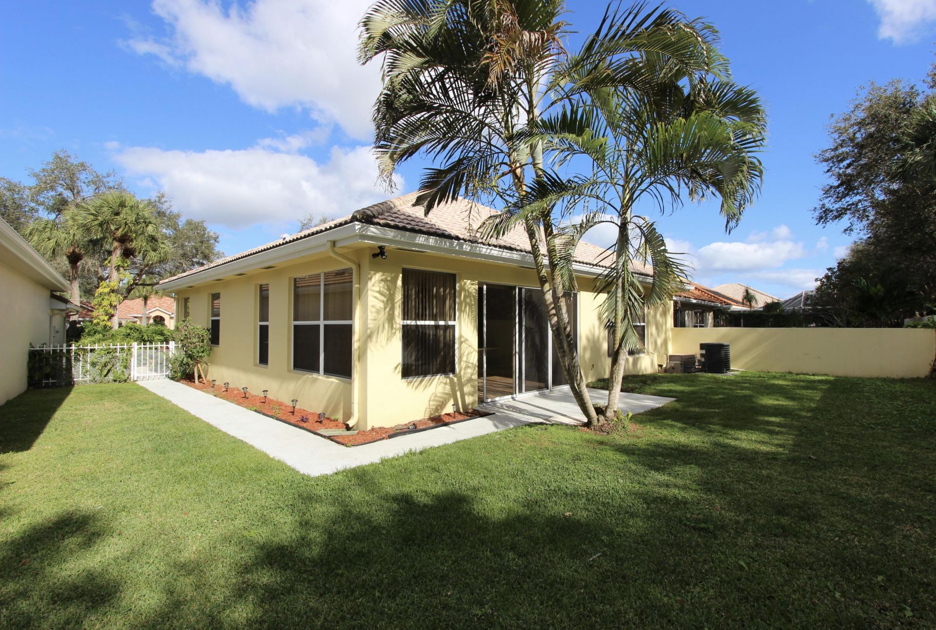 240 Sussex Circle, Jupiter, FL 33458 Photo