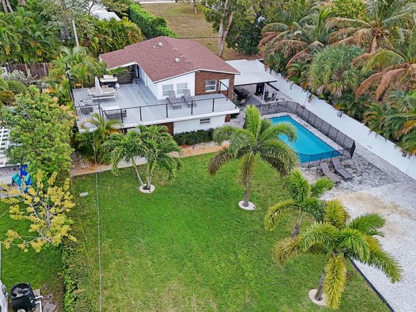 311 SE 3rd Avenue, Delray Beach, FL 33483