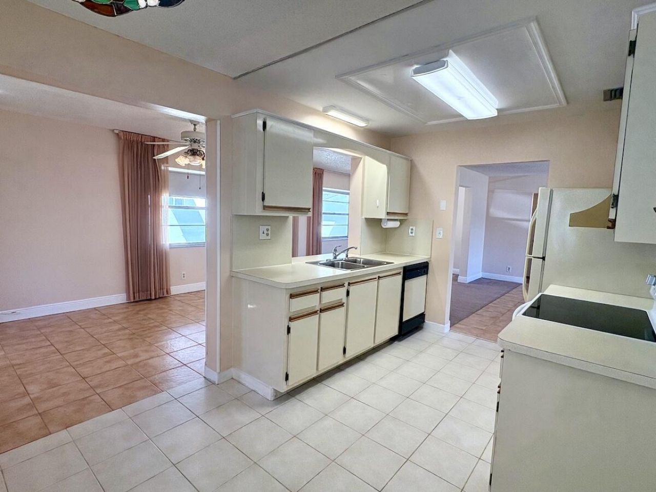 2003 SW 18th Street, Boynton Beach, FL 33426 Photo