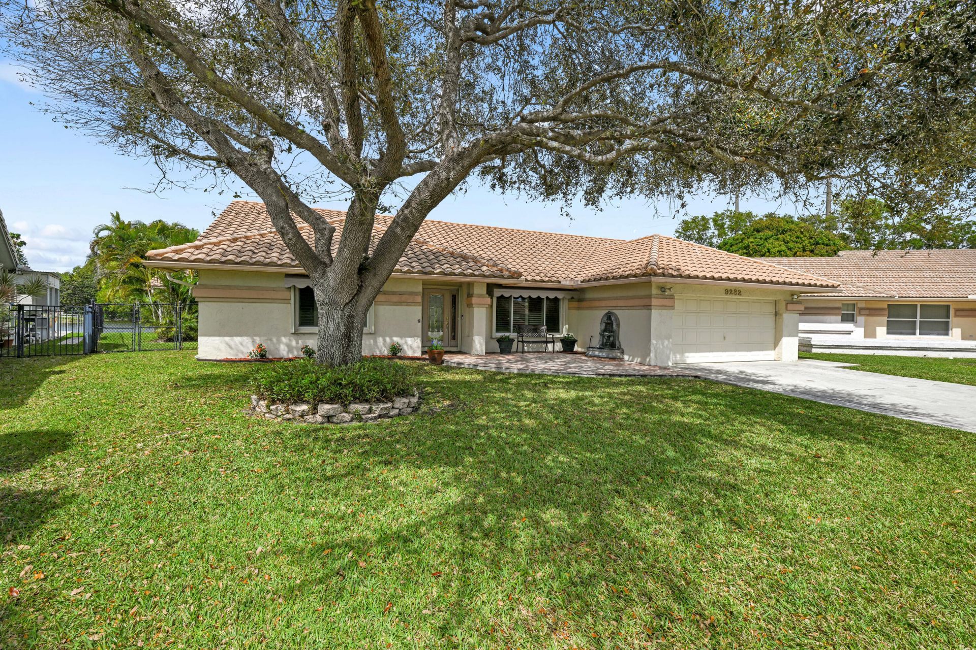 9232 Sun Pointe Drive, Boynton Beach, FL 33437 Photo
