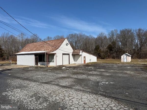 4640 S DUPONT HIGHWAY, TOWNSEND, DE 19734