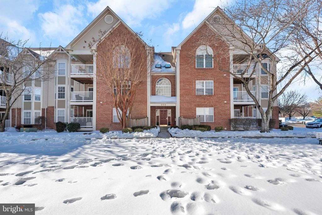 615 Admiral Drive, Unit 206, Annapolis, MD 21401 Main Photo