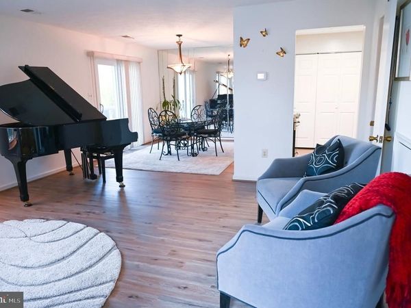111 FIRETHORN COURT, Unit 10-6, UPPER MARLBORO, MD 20774
