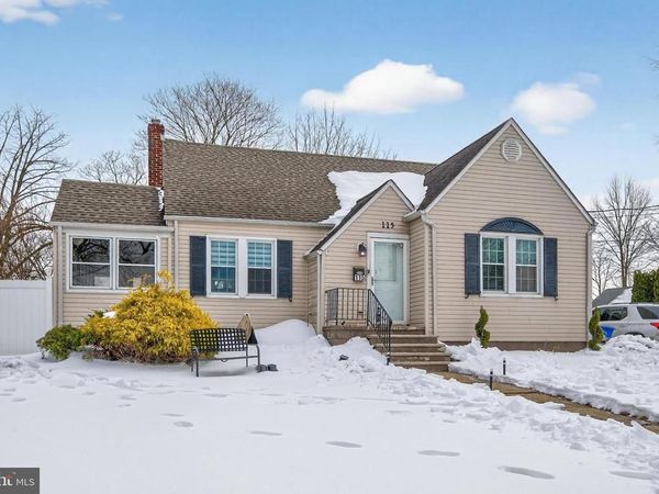 115 S WALNUT AVENUE, MAPLE SHADE, NJ 08052