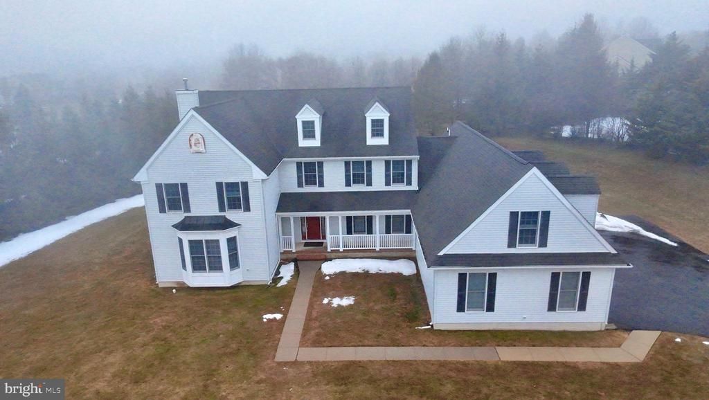 3 MANCHUR COURT Flemington, NJ 08822