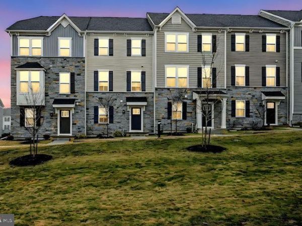 419 PAPER BARK SQUARE, DOWNINGTOWN, PA 19335