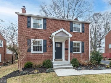 8 MYRTLE AVENUE, HAVERTOWN, PA 19083