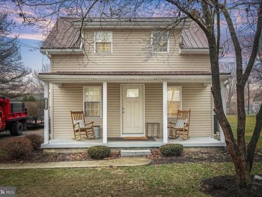 5529 GREENVILLAGE ROAD, CHAMBERSBURG, PA 17202