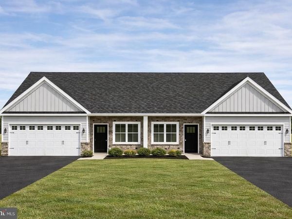 116 HILLARD FIELD, LANCASTER, PA 17603