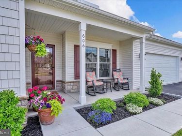 606 LILLIANA DRIVE, LEBANON, PA 17046