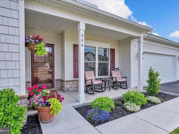 606 LILLIANA DRIVE, LEBANON, PA 17046