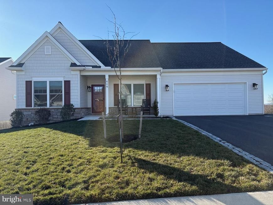 606 Lilliana Drive, Lebanon, PA 17046 Main Photo