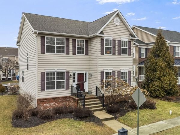 2104 MORGAN HILL DRIVE , PENNSBURG, PA 18073