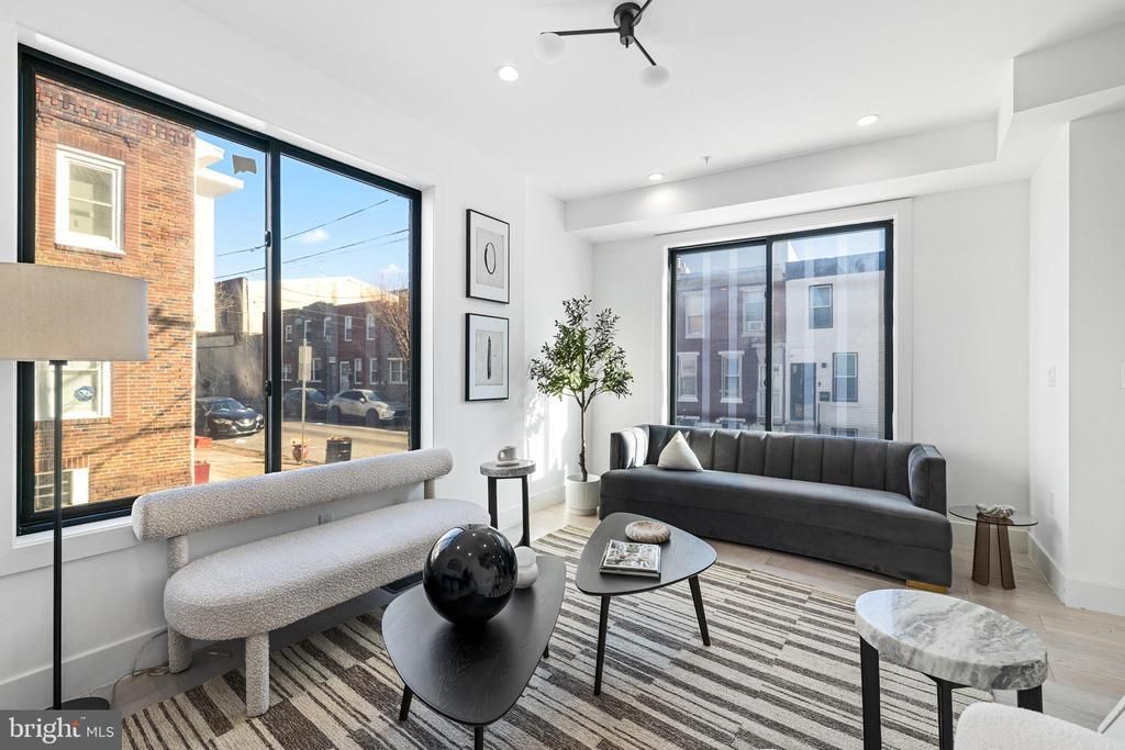 3200 Latona Street, Philadelphia, PA 19146 Main Photo