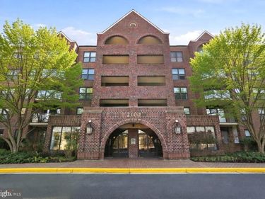 2100 LANGSTON BOULEVARD, Unit 207, ARLINGTON, VA 22201