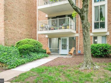 2525 HUNTINGTON AVENUE, Unit 18, ALEXANDRIA, VA 22303