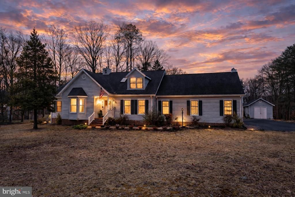 999 Lake Heritage Drive, Ruther Glen, VA 22546 Main Photo