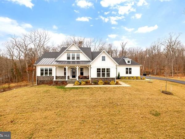 12650 POPES HEAD ROAD, CLIFTON, VA 20124