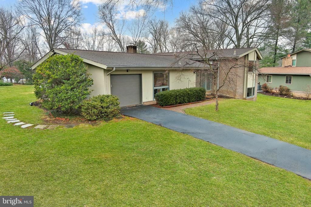 3402 Wessynton Way, Alexandria, VA 22309 Main Photo