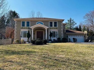 6413 DIVINE STREET , MCLEAN, VA 22101
