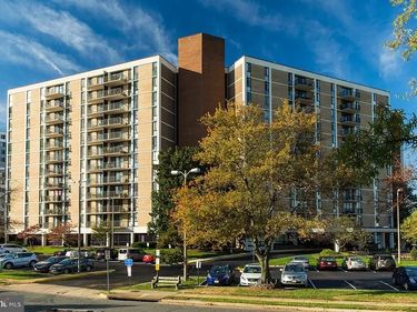 6800 FLEETWOOD ROAD , Unit 1002, MCLEAN, VA 22101