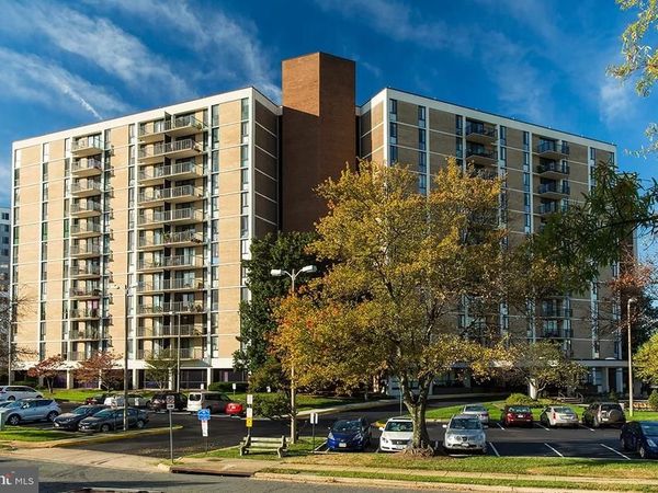 6800 FLEETWOOD ROAD , Unit 1002, MCLEAN, VA 22101
