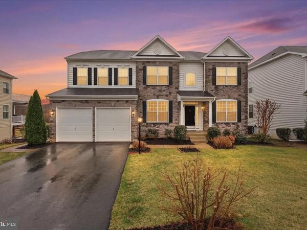 5575 JAMES YOUNG WAY, FAIRFAX, VA 22032