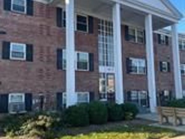 120 8 WASHINGTON STREET NE , Unit 5, LEESBURG, VA 20176