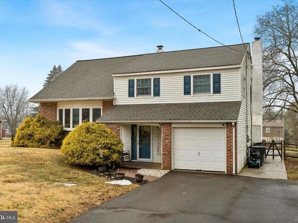 45 HOLLY HILL ROAD, RICHBORO, PA 18954