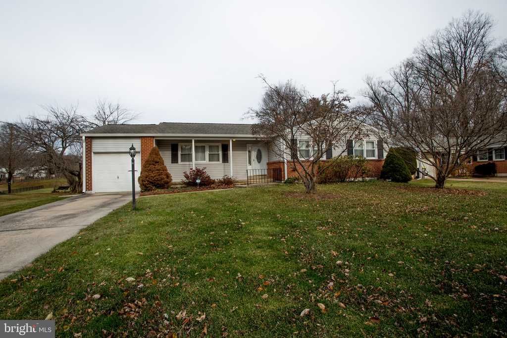 208 Whitekirk Drive, Wilmington, DE 19808 Main Photo