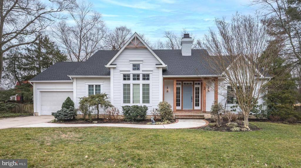 3 Schoolhouse Drive, Medford, NJ 08055 Main Photo