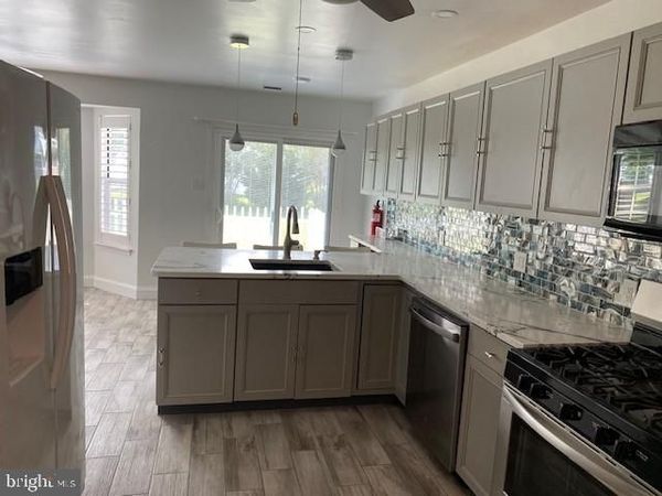 114 MOHICAN LANE, TUCKERTON, NJ 08087