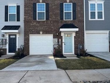 8364 WILLOWBEND TURN, MANASSAS, VA 20109