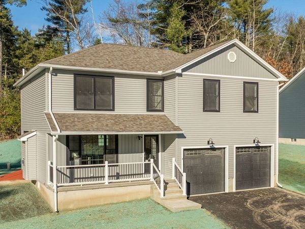 7 High Bluff Rd, Belchertown, MA 01007