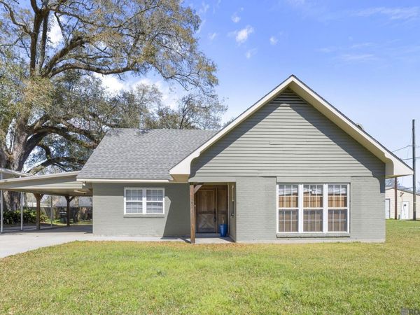 45340 Gold Place Rd, St Amant, LA 70774