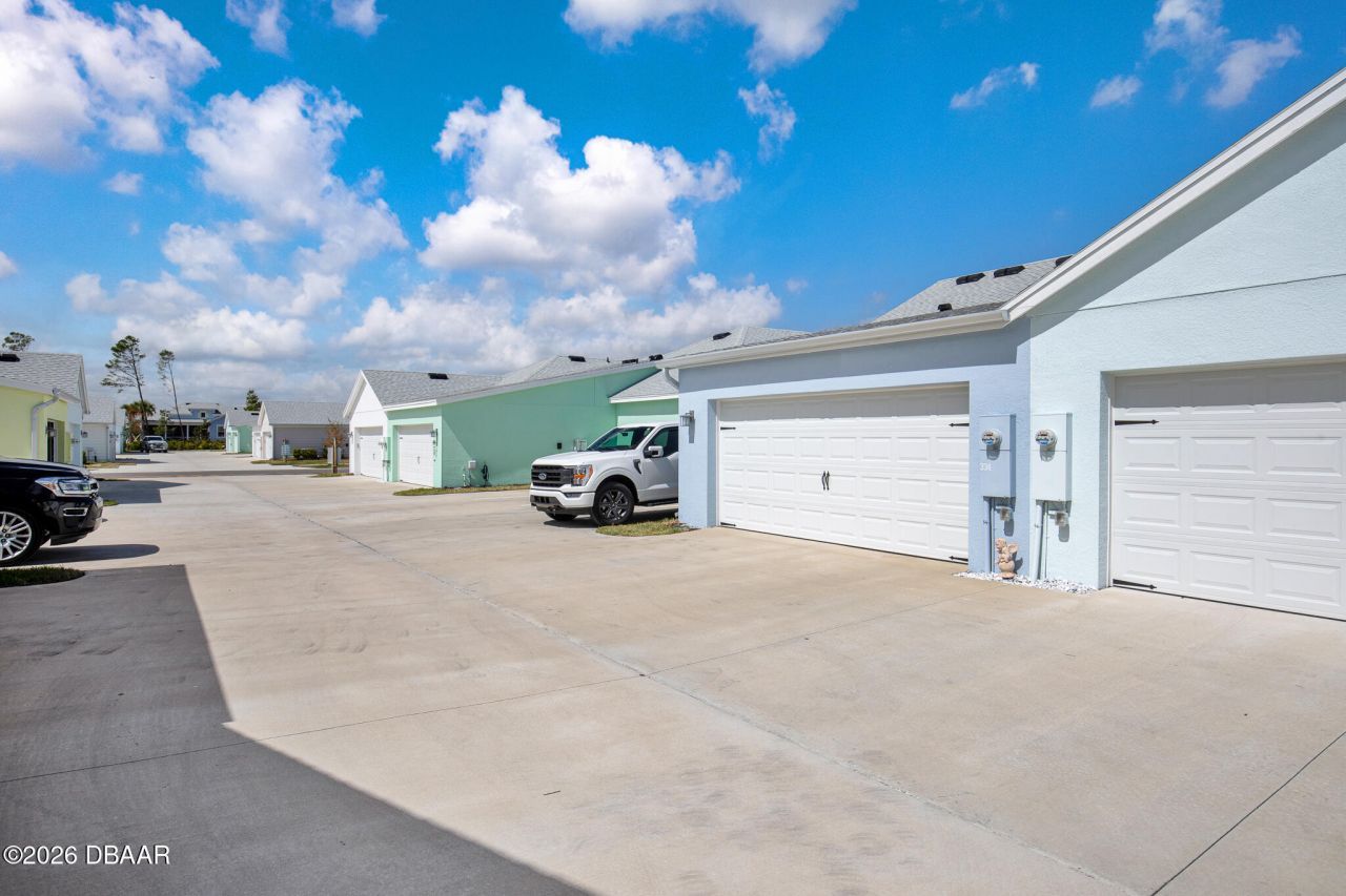 334 Gypsy Palace Lane, Daytona Beach, FL 32124 Photo