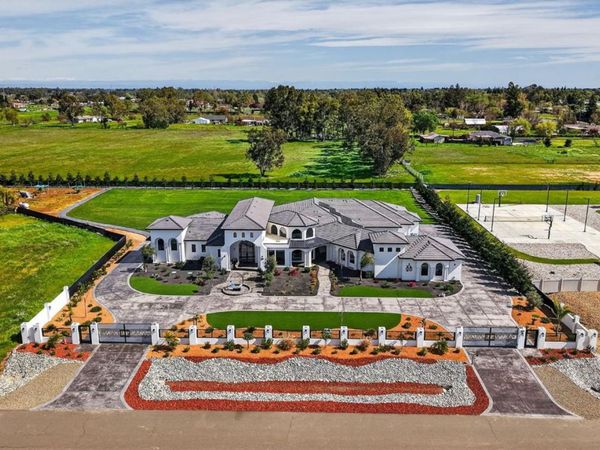 8721 Penta Way, Elk Grove, CA 95624