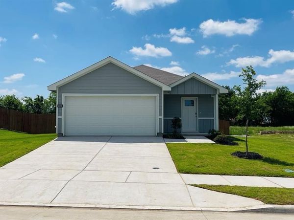 4105 WOODHILL BEND Drive, Fort Worth, TX 76036