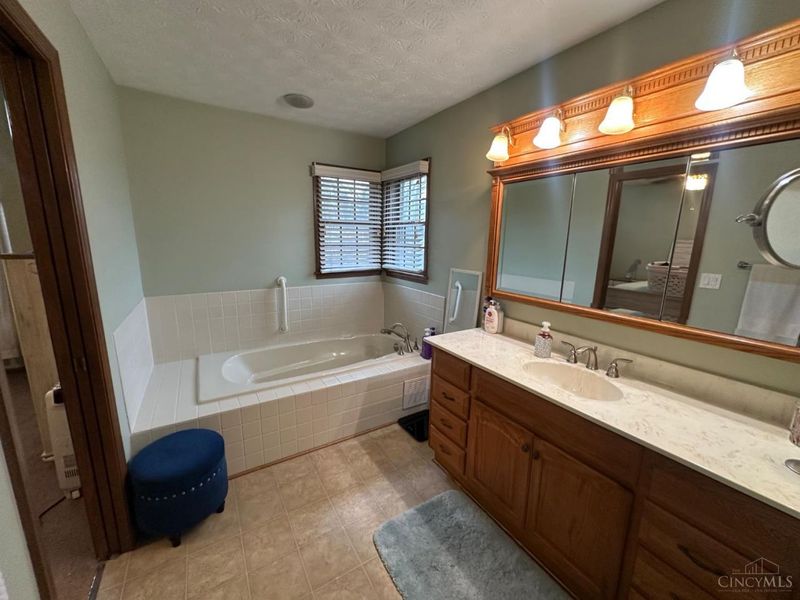 4827 Riverview Avenue, Middletown, OH 45042 Photo 29