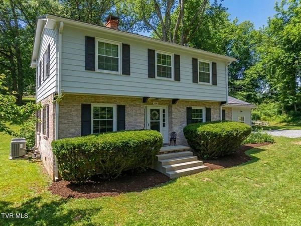 12104 Linden Street, Meadowview, VA 24361