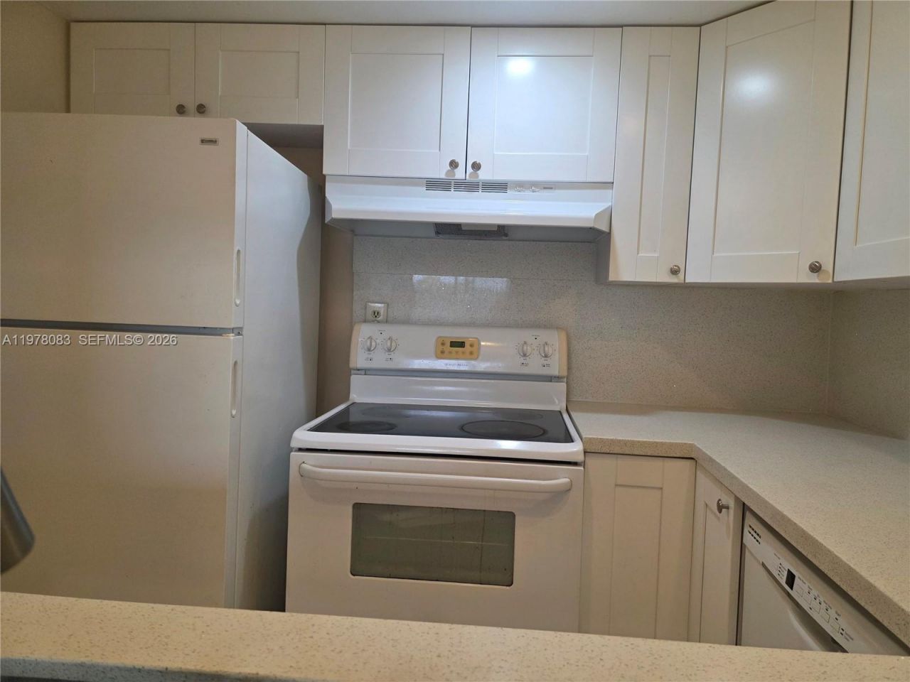 9688 Fontainebleau Blvd , Unit 307, Miami, FL 33172 Photo