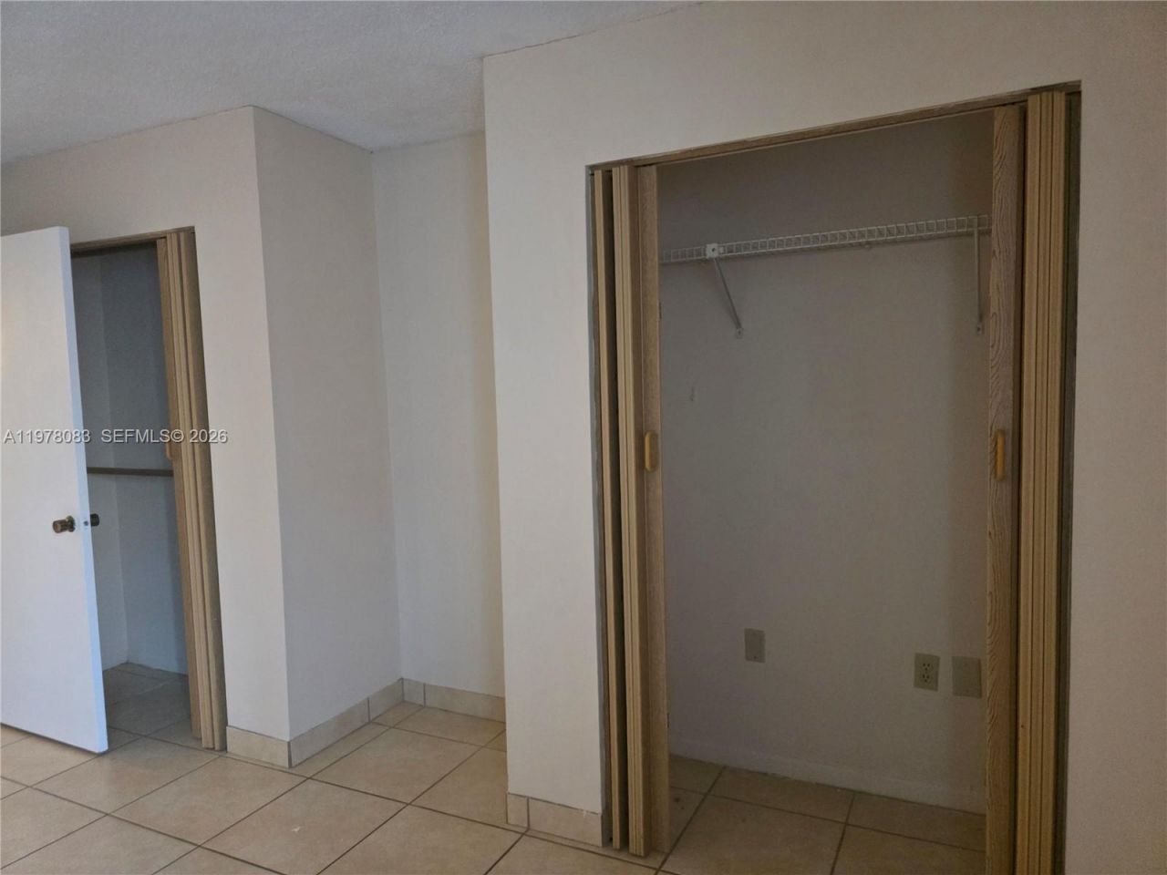 9688 Fontainebleau Blvd , Unit 307, Miami, FL 33172 Photo