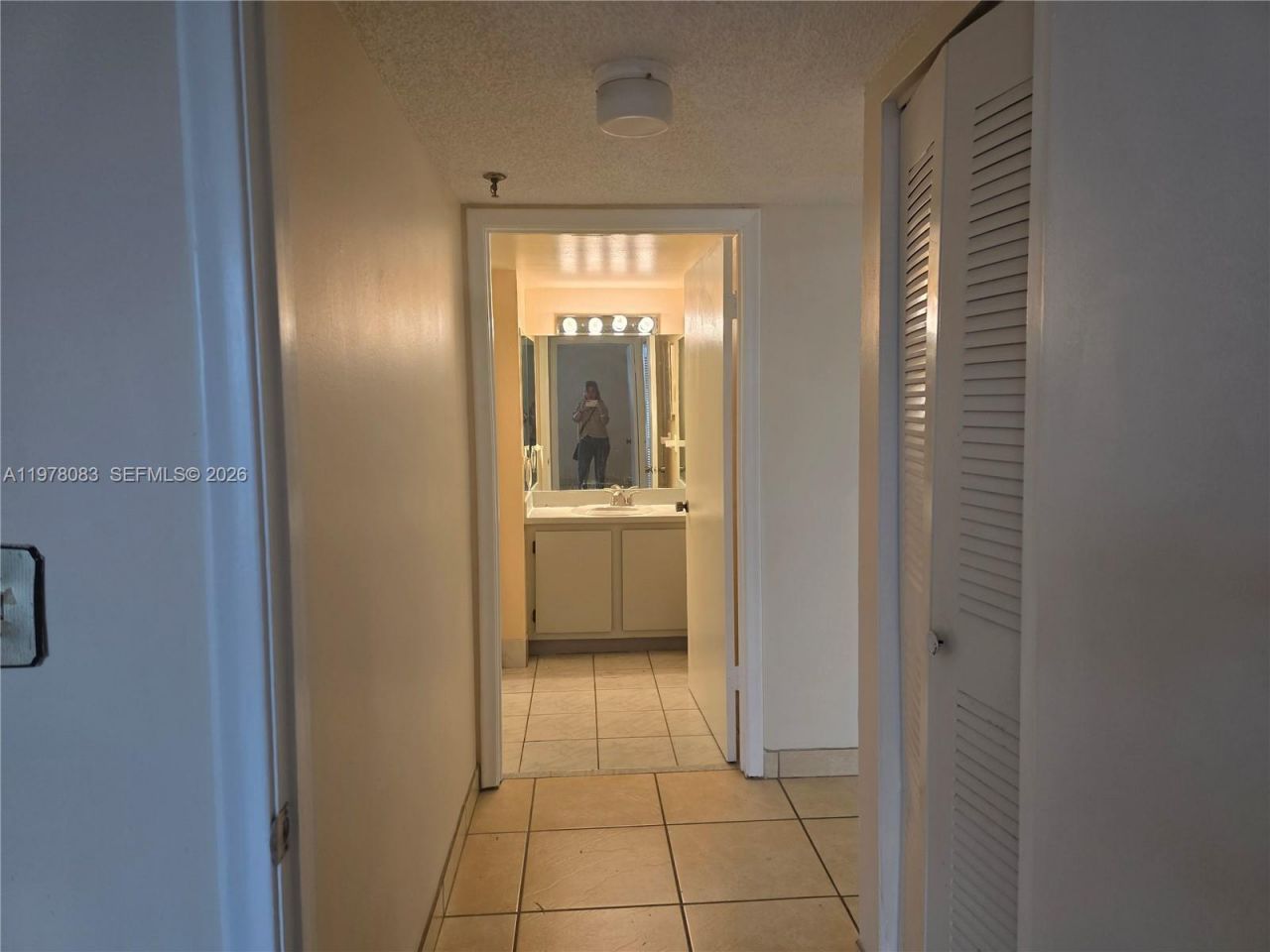 9688 Fontainebleau Blvd , Unit 307, Miami, FL 33172 Photo