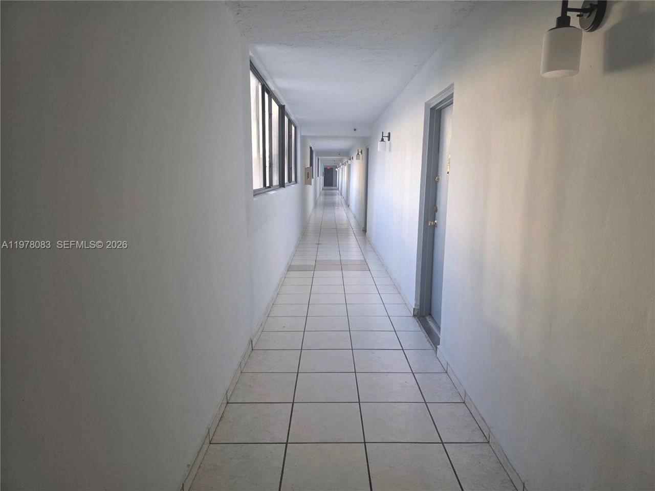 9688 Fontainebleau Blvd , Unit 307, Miami, FL 33172 Photo