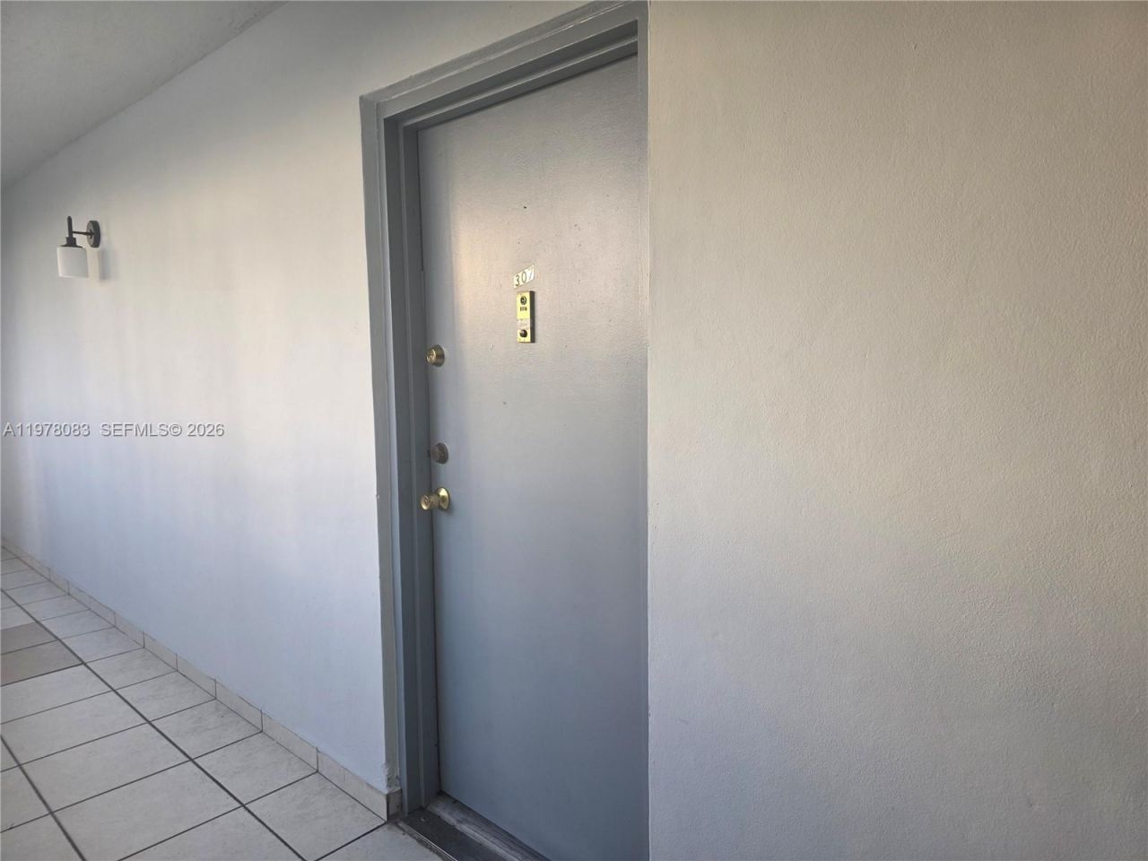 9688 Fontainebleau Blvd , Unit 307, Miami, FL 33172 Photo